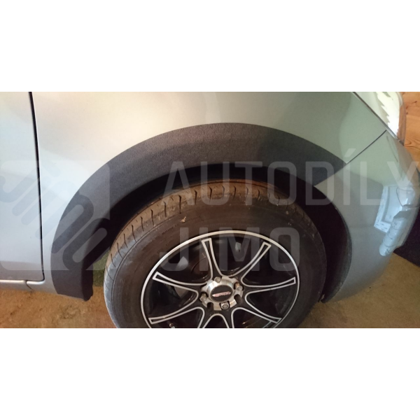 Plastové lemy blatníku Toyota Yaris 2005-2013