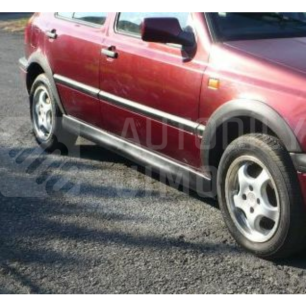 plastové prahy VW Golf III pravá strana plastové prahy VW Golf III pravá strana