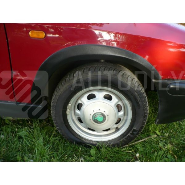 Plastové přední lemy blatníků Škoda Felicia