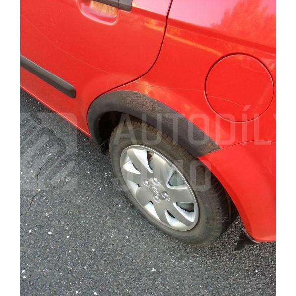 Plastové zadní lemy blatníku Hyundai Getz 02-11 5dv. HB Plastové zadní lemy blatníku Hyundai Getz 02-11 5dv. HB