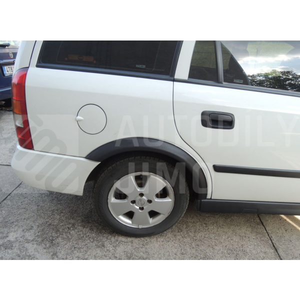 Plastové zadní lemy blatníku Opel Astra G 1998-2009 combi Plastové zadní lemy blatníku Opel Astra G 1998-2009 combi