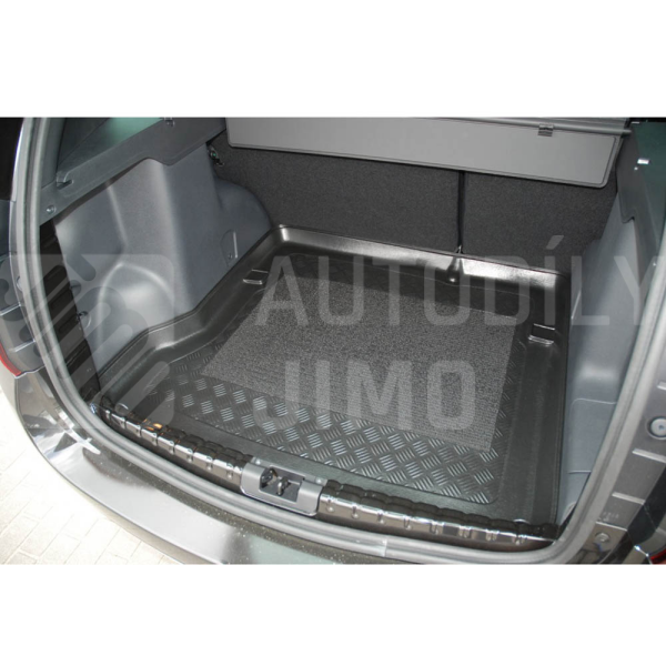 Vana do kufru Dacia Duster 10- + Duster 13- Vana do kufru Dacia Duster 10- + Duster 13-