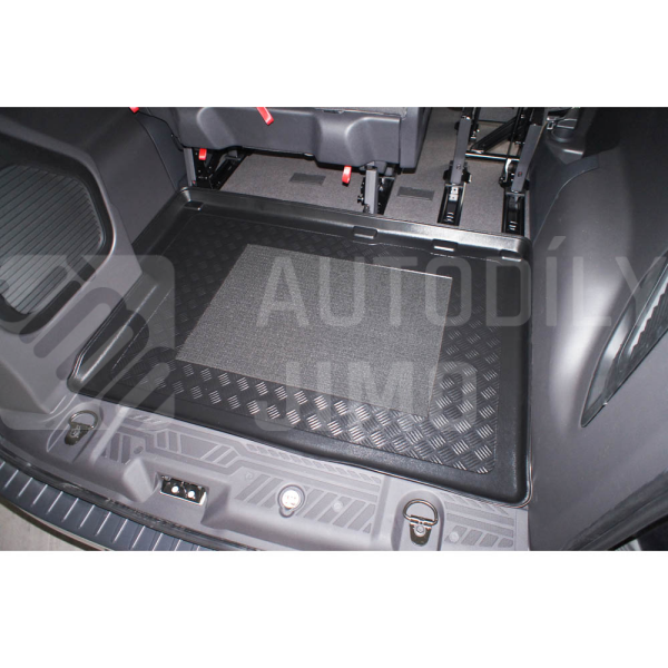 Vana do kufru Ford Tourneo Custon L2 combi 13- za 3.řadu