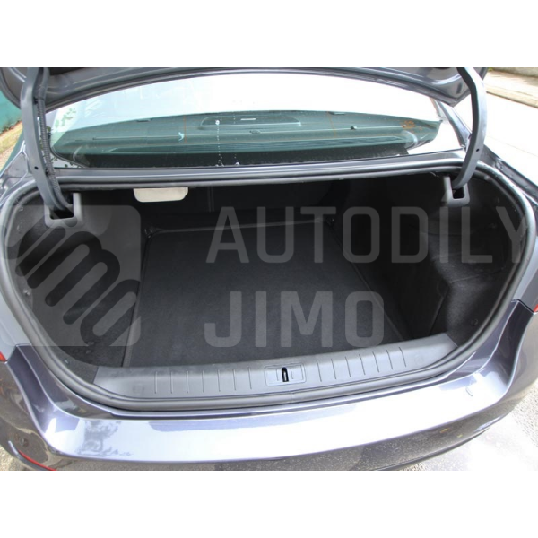 Vana do kufru Renault Latitude 11- sedan