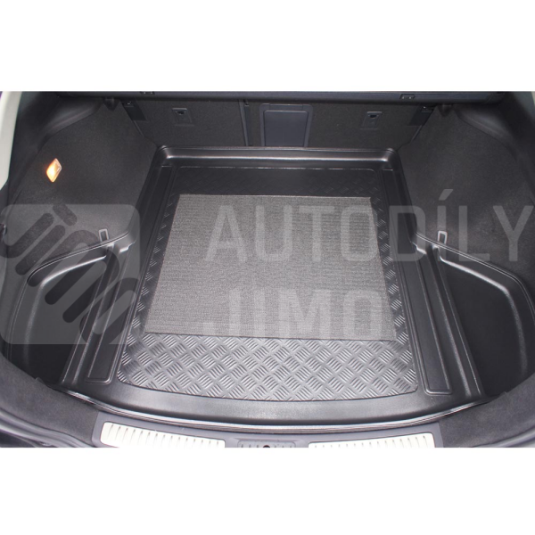 Vana do kufru Toyota Avensis 09- combi