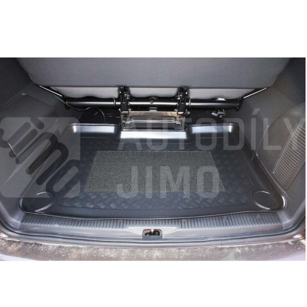 Vana do kufru VW T5 Caravelle 03-10 krátký 3 řady sedadel Vana do kufru VW T5 Caravelle 03-10 krátký 3 řady sedadel