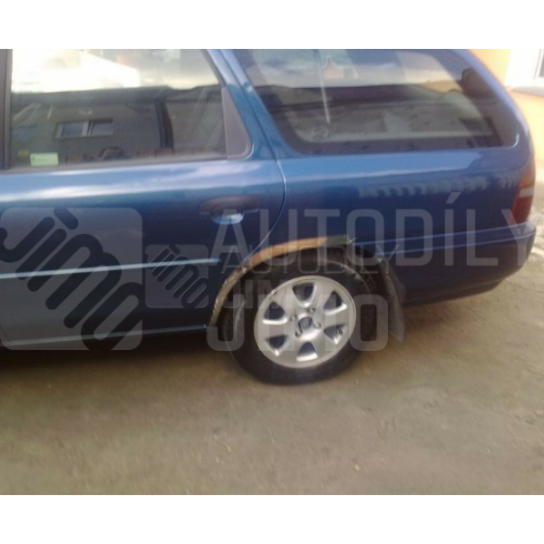 Zadní lemy blatníků Ford Mondeo 96-00 Zadní lemy blatníků Ford Mondeo 96-00