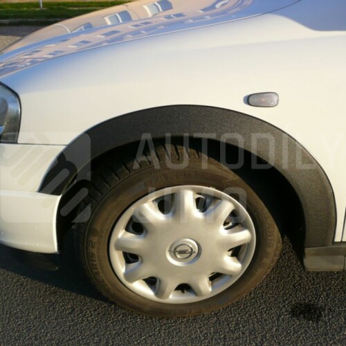 Lemy blatniku Opel Astra G 1998-2009.jpg