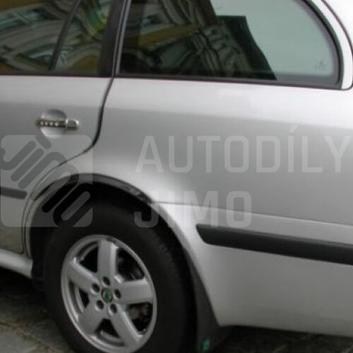 nerezové lemy blatníků Škoda Octavia I - tři druhy povrchu.jpg