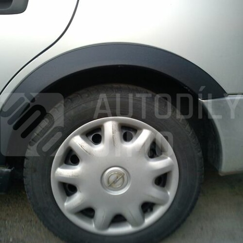 Zadní lemy blatníků Opel Astra G 98-09.jpg