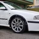 Plastové lemy Škoda Octavia 1 1996-2010 - sada 8 dílů, foto na voze zákazníka