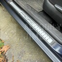 Plastové prahy a lemy VW Golf 4 1997-2004 prostor pod předními dveřmi