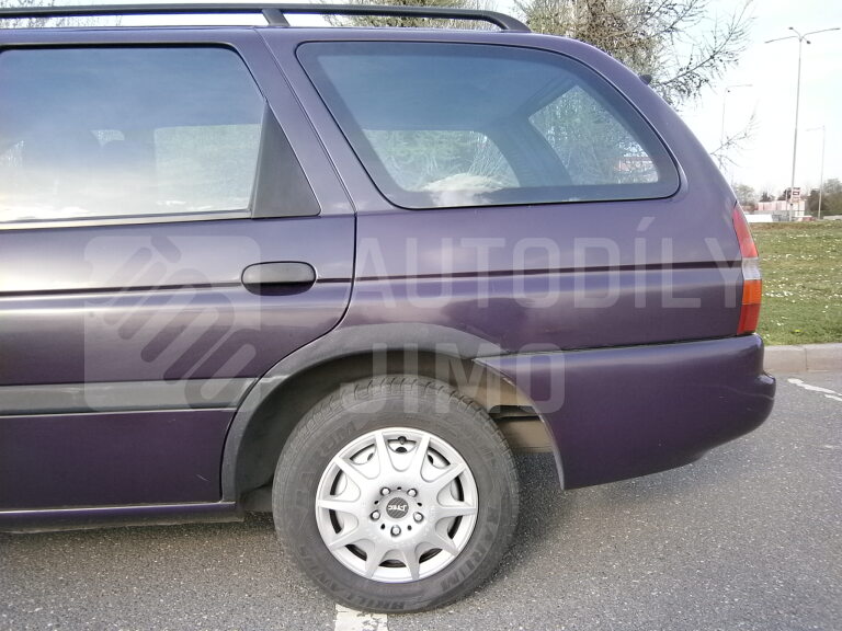 Plastové zadní lemy blatníku Ford Escort 1990-2000 5dv.hatchback, combi